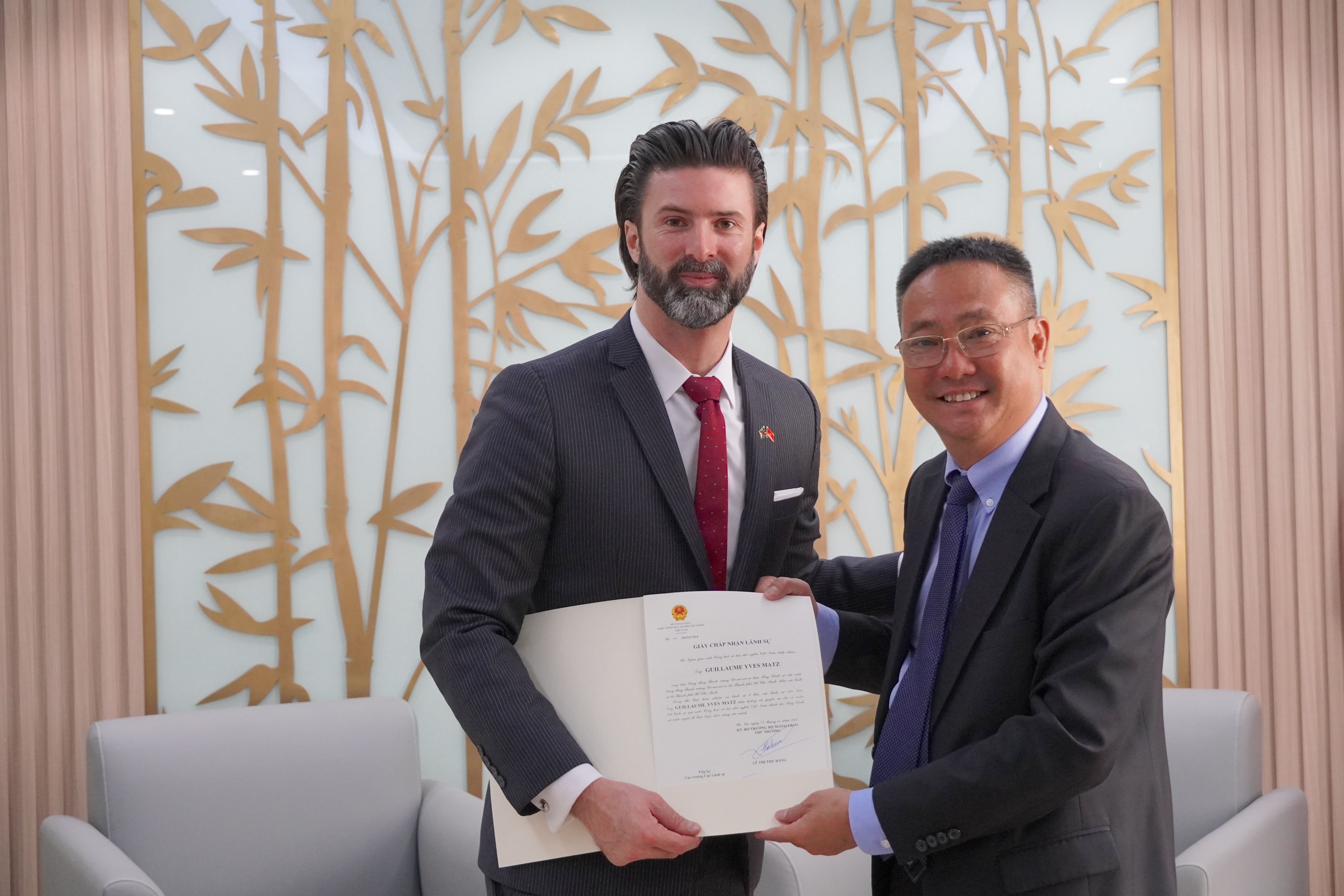 Quyền Giám đốc Sở Ngoại vụ Thành phố Hồ Chí Minh tiếp tân Tổng Lãnh sự Cộng đồng Thịnh vượng Dominica tại Thành phố Hồ Chí Minh