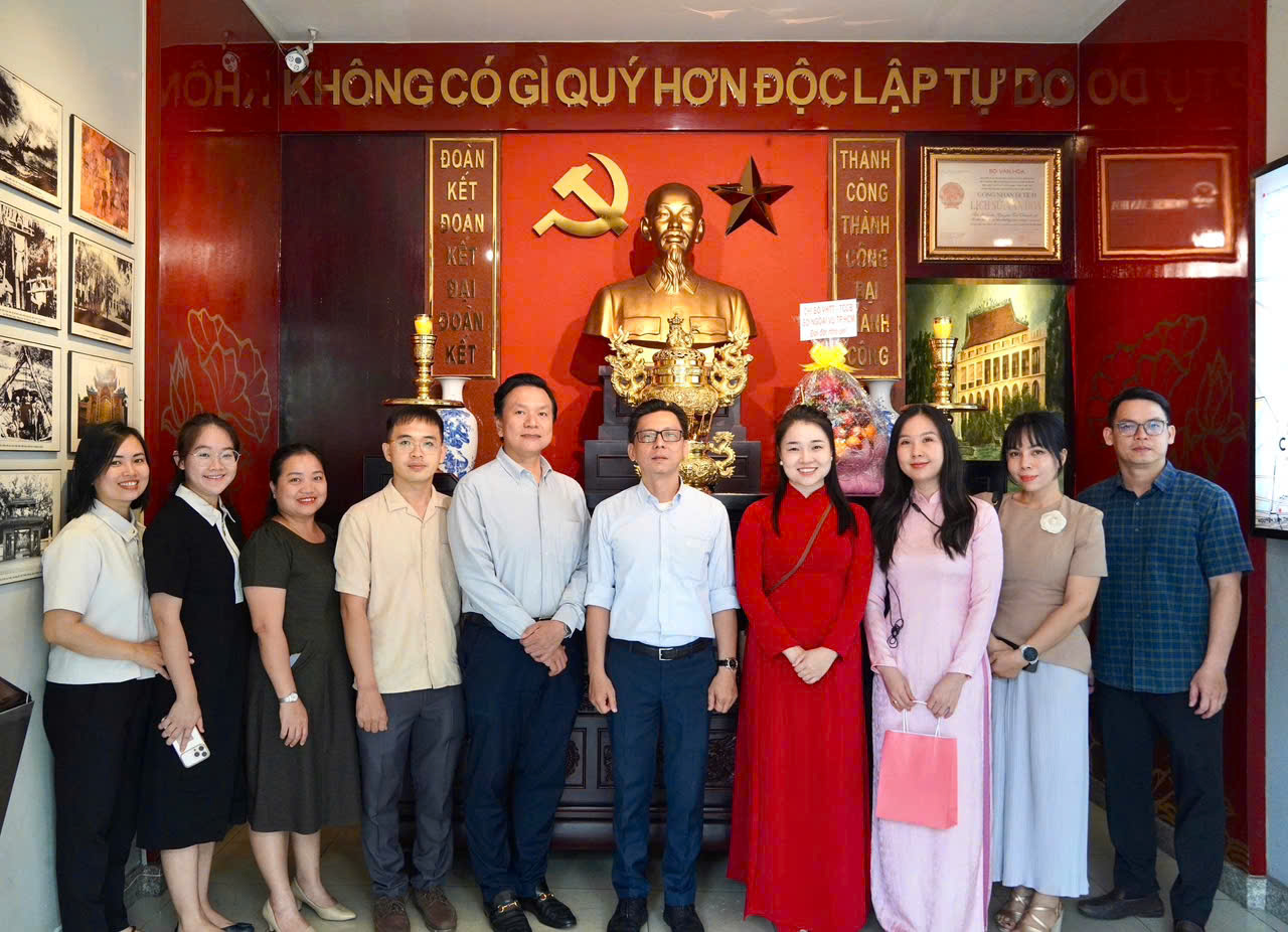 CHI BỘ VĂN HÓA THÔNG TIN – TỔ CHỨC CÁN BỘ, SỞ NGOẠI VỤ TPHCM TỔ CHỨC CHƯƠNG TRÌNH VỀ NGUỒN TÌM HIỂU CÁC  ĐỊA DANH LỊCH SỬ TẠI THÀNH PHỐ HỒ CHÍ MINH
