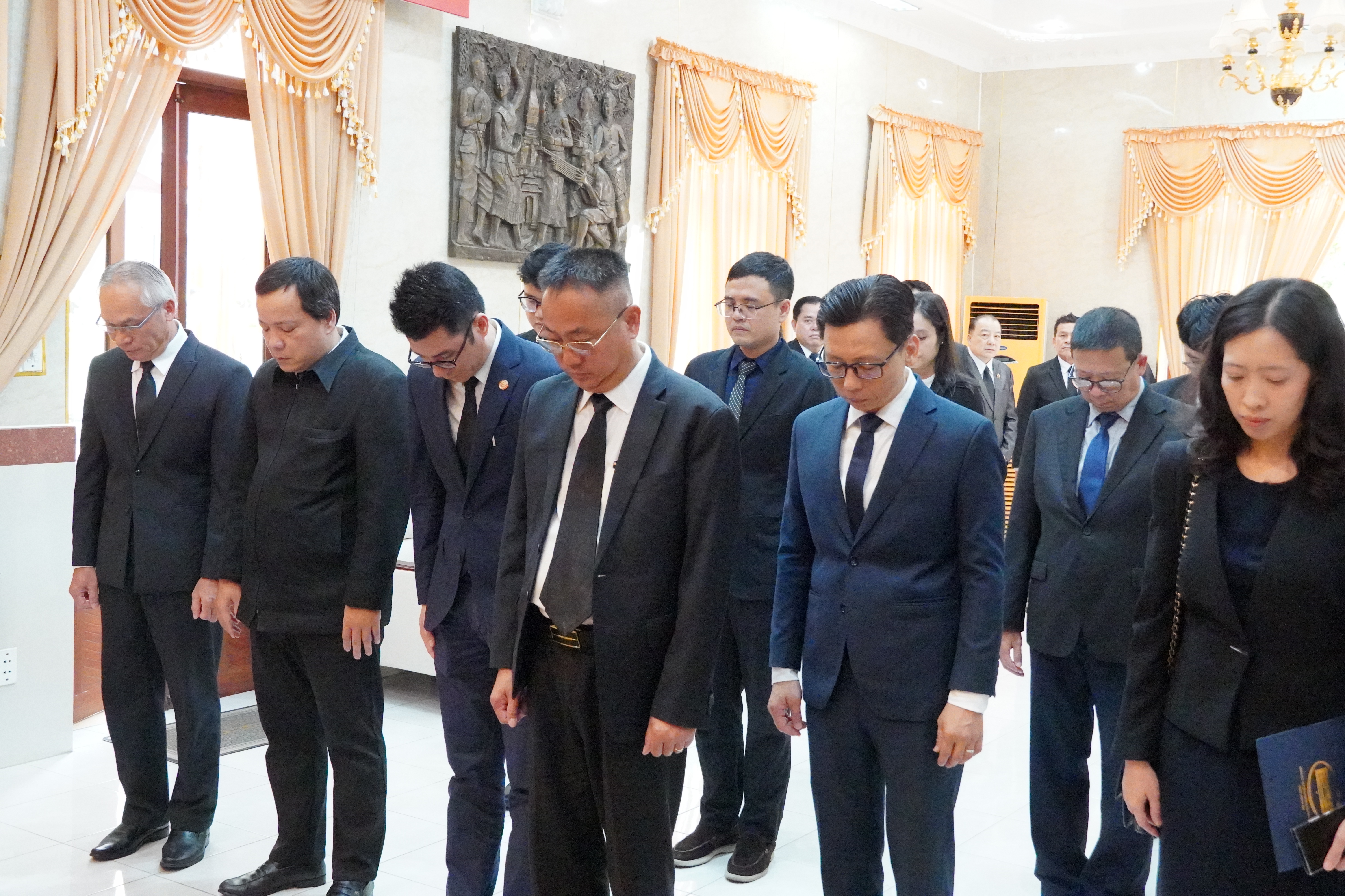 Lãnh đạo Sở Ngoại vụ Thành phố Hồ Chí Minh viếng đồng chí Saysomphone Phomvihane, Ủy viên Bộ Chính trị, Chủ tịch Quốc hội Lào